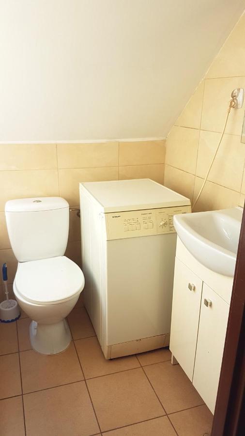 E&S_ Apartament Milicz Exteriör bild